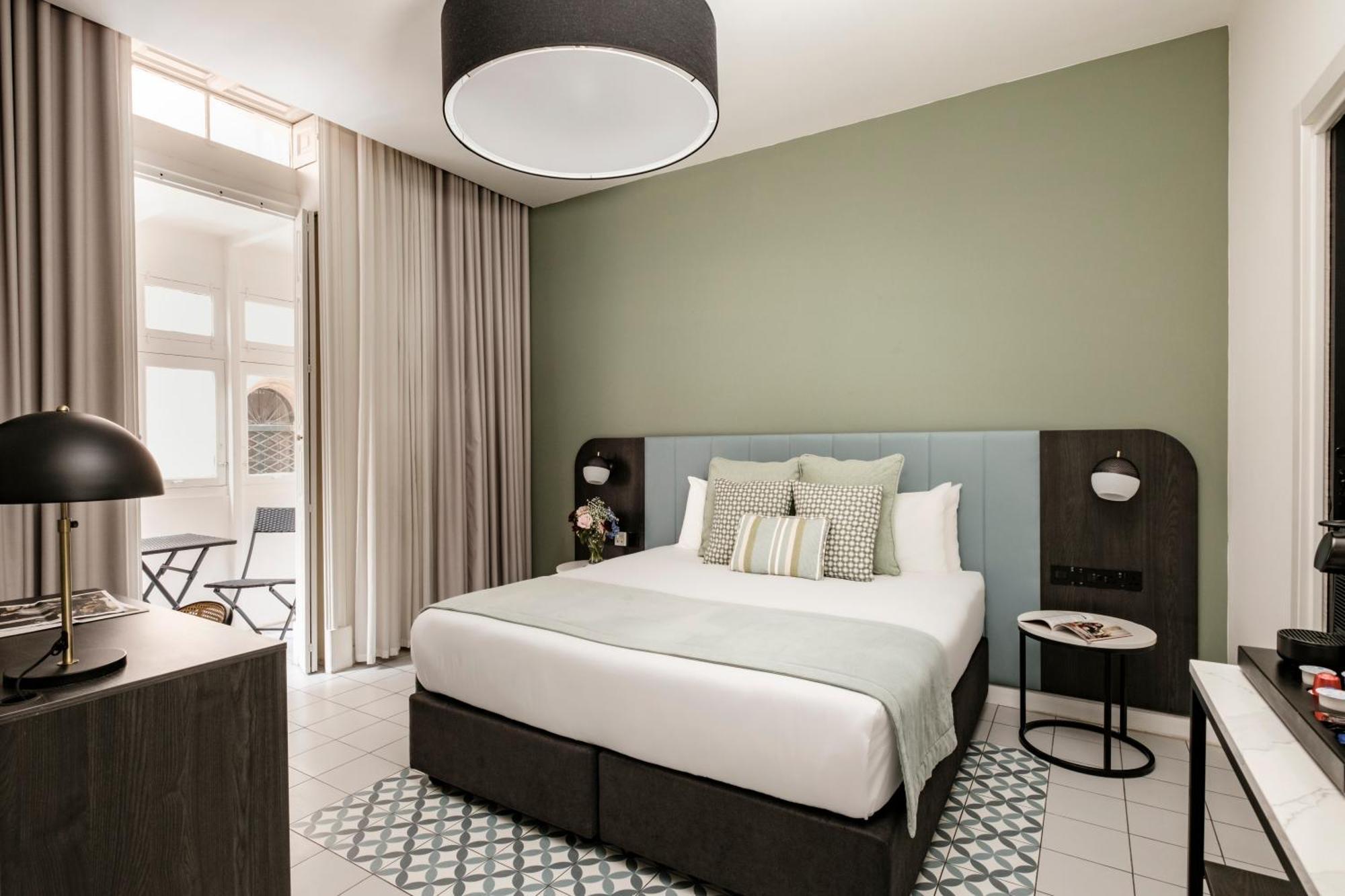 Deluxe Double or Twin Room,1614869258:JPEG